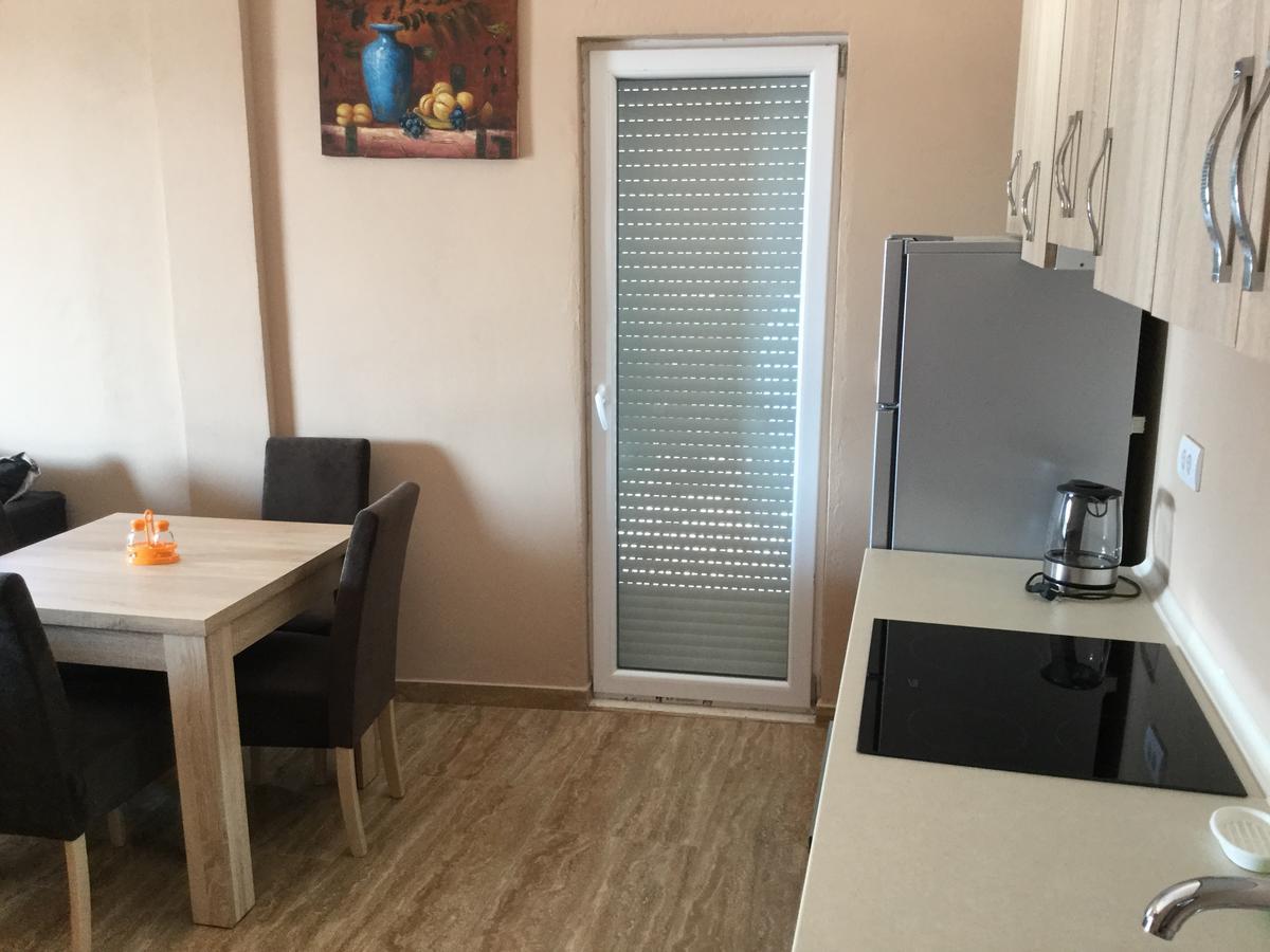 Apartments Ismy อุลซิน ภายนอก รูปภาพ